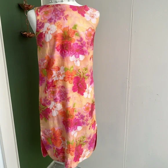 Vintage 60s 70s Peach and Magenta Floral Hawaiian Dress - Picture 3 of 6